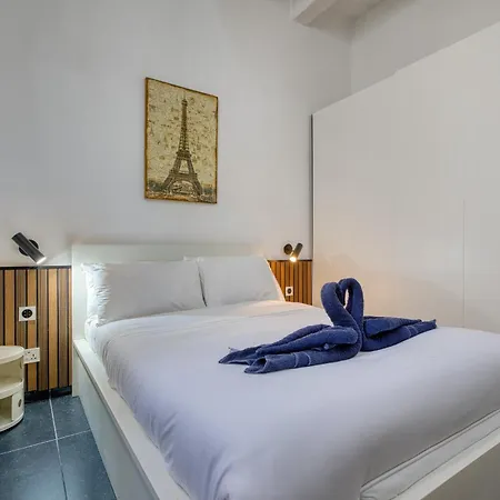 펜션 Stylish Maisonette With Yard Near Seafront Ivel1-1 *